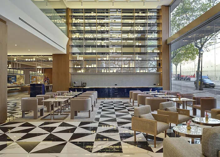 Crowne Plaza Barcelona Fira Center 4*Sup